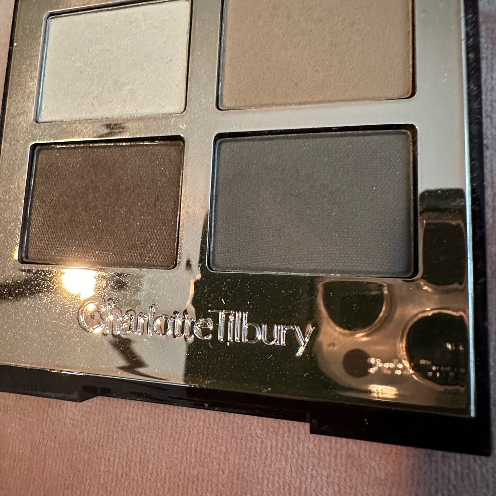 Charlotte Tilbury The Sophisticate Eye shadow Palette